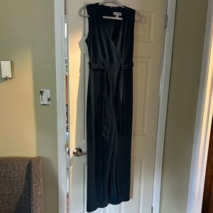 Shelby & Palmer Black Maxi Dress